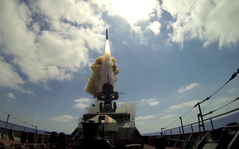 Marinha da Rússia transformará fragatas em 'caminhões flutuantes com mísseis', diz revista