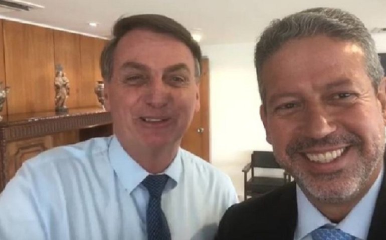Lua de mel de Bolsonaro com Centrão acaba