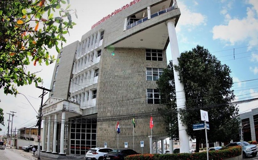 Três prefeitos alagoanos podem ter de pagar 100 mil reais por uso pessoal das redes sociais da prefeitura