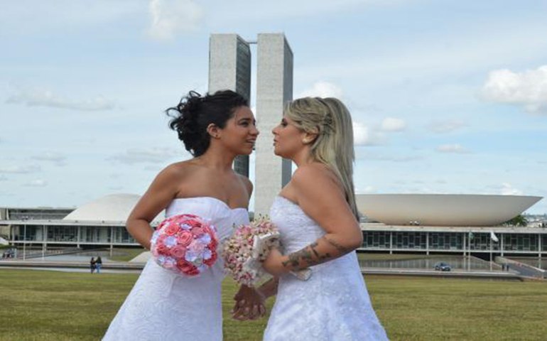 Com aumento de 15,7%, casamentos gays crescem mais do que entre homem e mulher