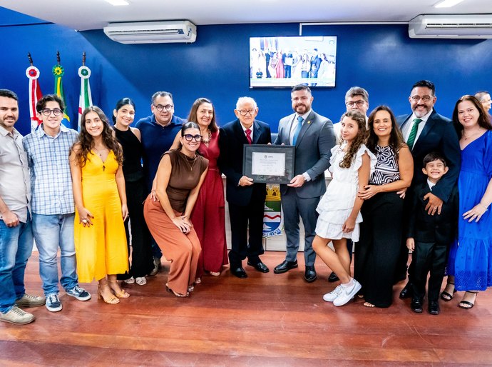 Câmara Municipal entrega Título de Cidadão Honorário de Maceió ao delegado Eduardo Maia