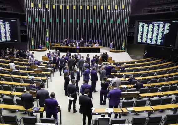 Câmara aprova homenagens a Eduardo Campos