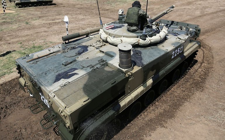 Rostec entrega novos veículos de infantaria com blindagem multicomponente às tropas russas