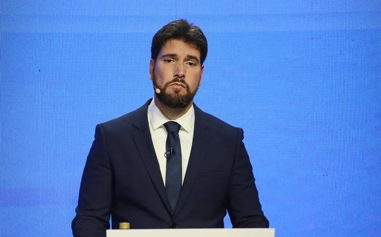 Conheça Jan Topic 'Rambo', candidato que ganhou destaque na corrida presidencial no Equador