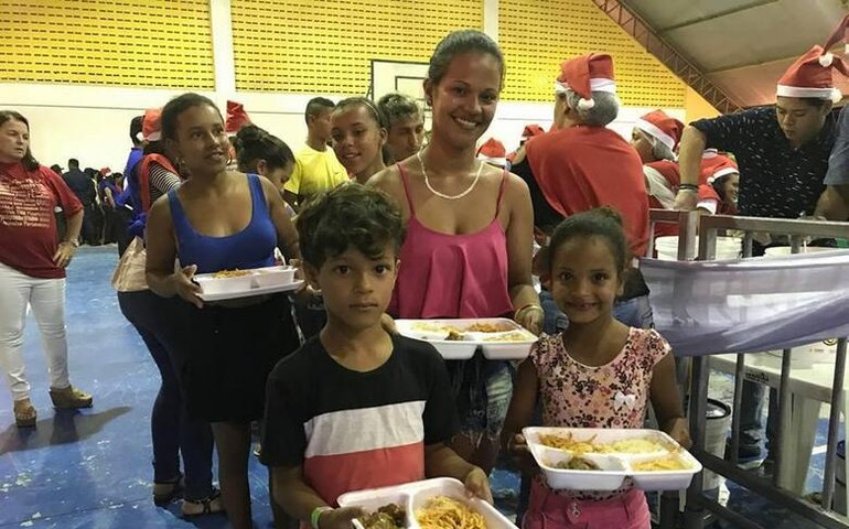Pilar retoma Ceia da Felicidade e sorteia prêmio na semana do Natal