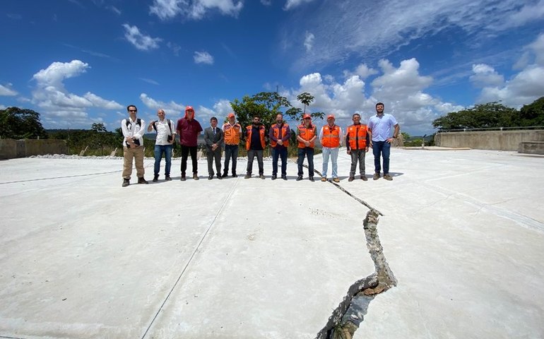 CPRM e Defesa Civil Nacional visitam áreas afetadas por rachaduras no Pilar