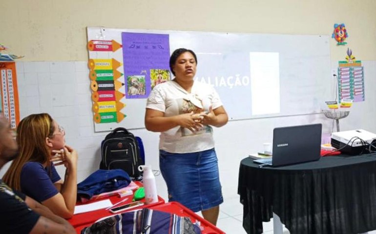  Professora formada pela Uneal, indígena conclui mestrado em educação 