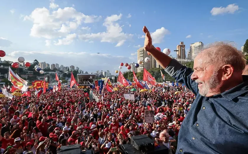 Lula participará de ato de centrais sindicais no 1º de Maio