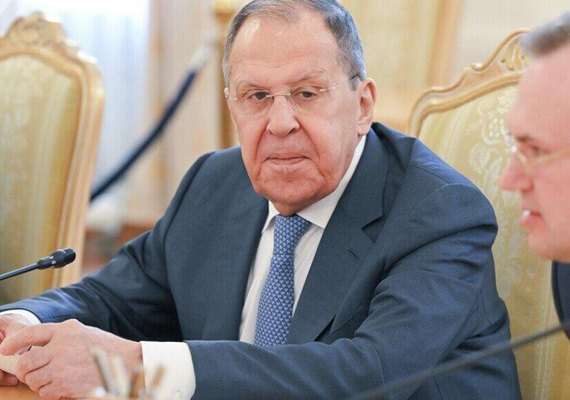 Vladimir Putin e chanceler turco discutiram a crise ucraniana durante reunião de ontem (26), diz Lavrov