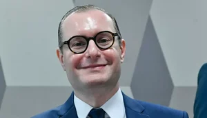 21jun2023---cristiano-zanin-foi-aprovado-para-ser-o-novo-ministro-do-stf-supremo-tribunal-federal-apos-uma-sabatina-na-ccj-comissao-de-constituicao-justica-e-cidadania-do-senado-1687389312265_v2_900x506.jpg