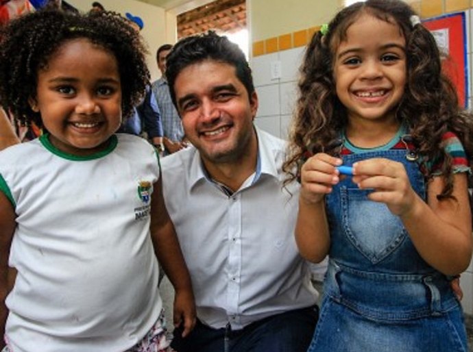 Rui Palmeira inaugura nesta quinta Cmei Pompeu Sarmento