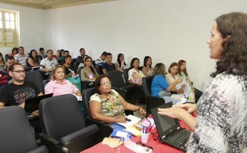 Governo dobra oferta de cursos profissionalizantes em Alagoas