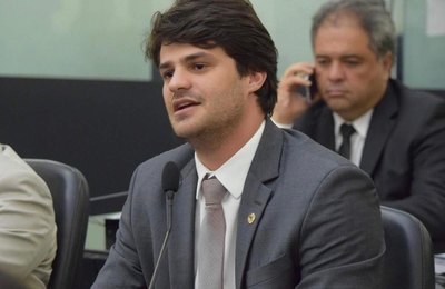 Breno Albuquerque sugere criação de campanha de incentivo a doação de sangue