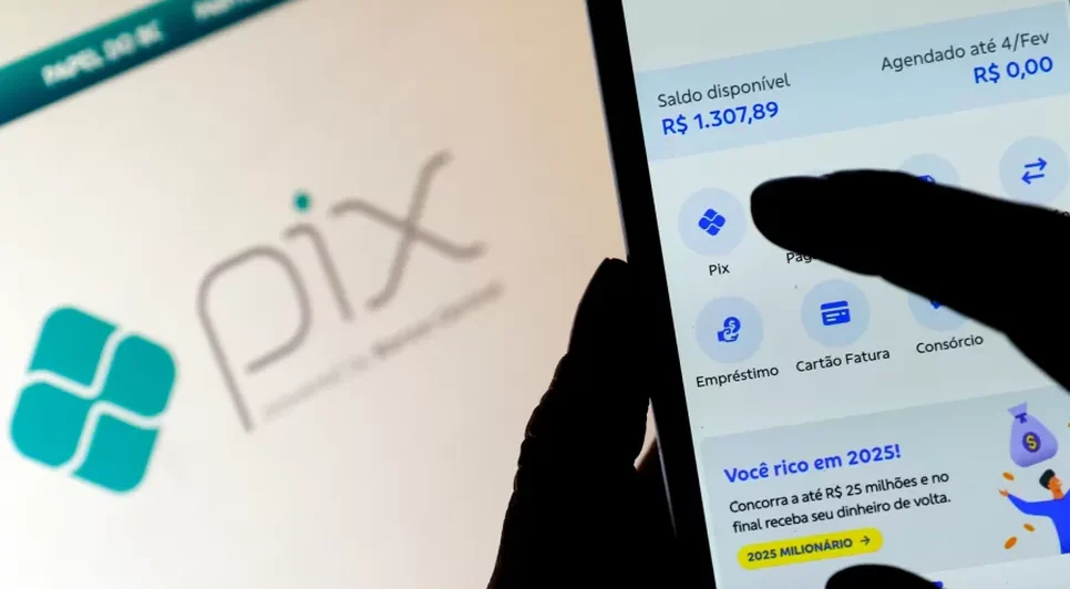 app-bancario-com-icone-de-pix-1741292287998_v2_900x506.jpg / Foto: Foto: Bruno Peres/ Agência Brasil