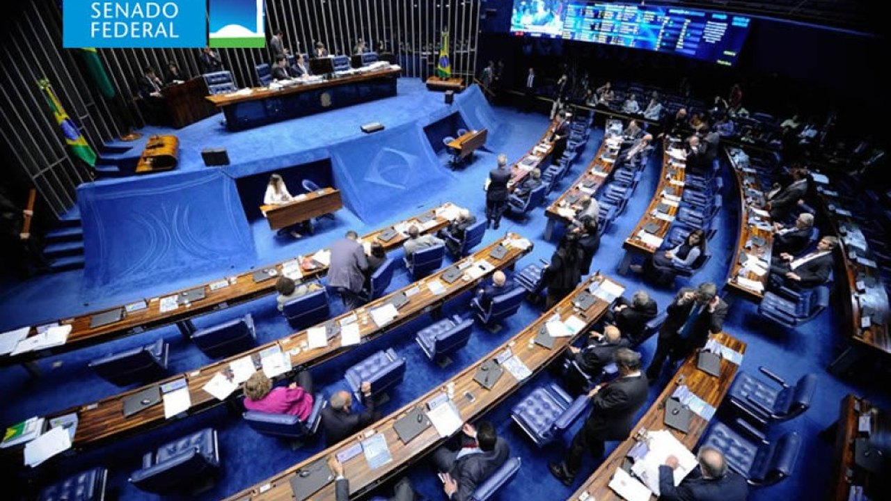 Lei de Responsabilidade Educacional exige aprimoramento, avaliam especialistas