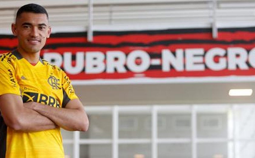 Fortaleza acerta compra do goleiro Santos por 1 milhão de dólares e três anos de contrato