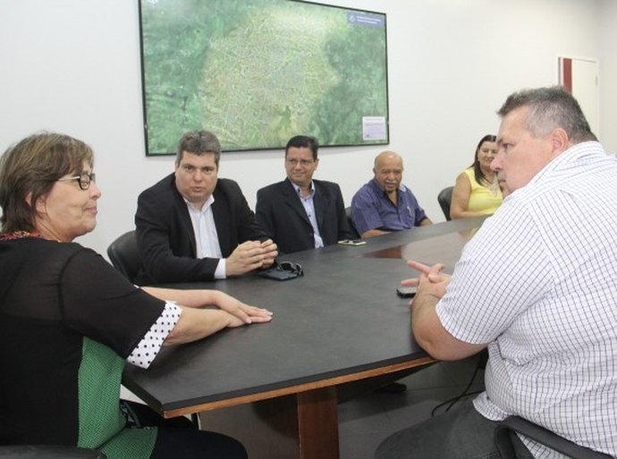 Prefeita Célia garante apoio para inauguração IC em Arapiraca