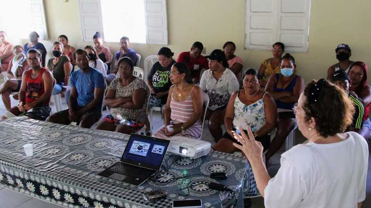 Prefeitura de Coruripe inicia série de capacitações com os ambulantes do Pontal