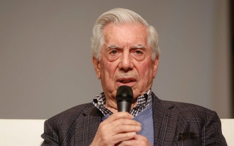 Vargas Llosa foi padrasto de Enrique Iglesias; entenda o parentesco