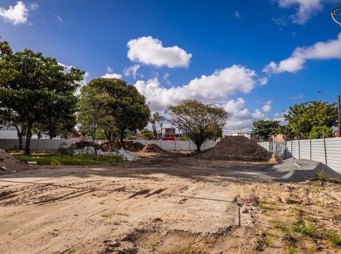 Praça da Faculdade, palco de memórias de Maceió, passa por revitalização