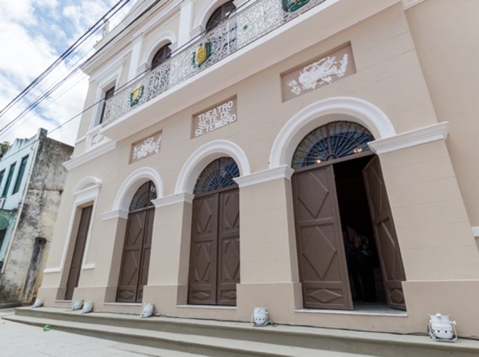 Reabertura de Teatro de Penedo impulsionará turismo na cidade