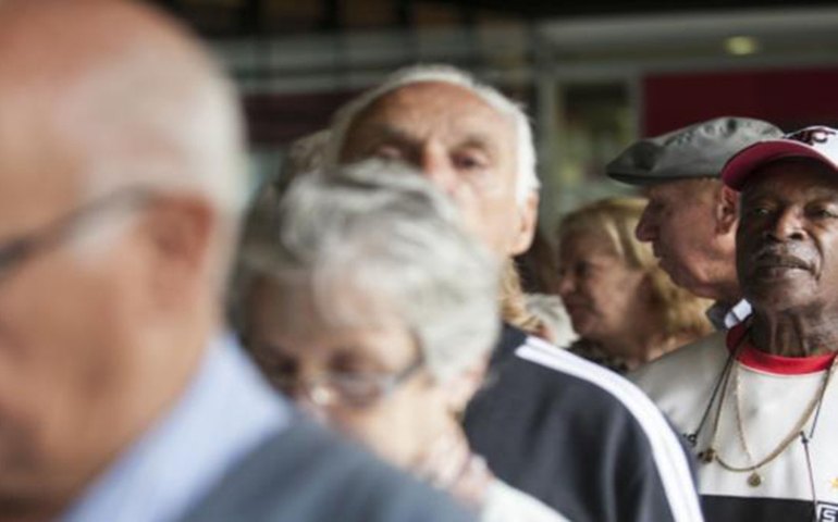 Asilo clandestino em Paciência é alvo de investigação após suspeita de mortes e denúncias de maus-tratos