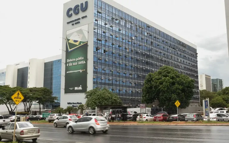 CGU abre processo que pode resultar na expulsão de servidores do BC suspeitos de favorecer Master