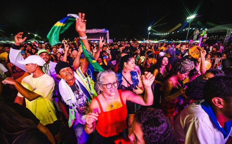 São João Massayó: público lota polo Benedito Bentes na primeira noite de shows