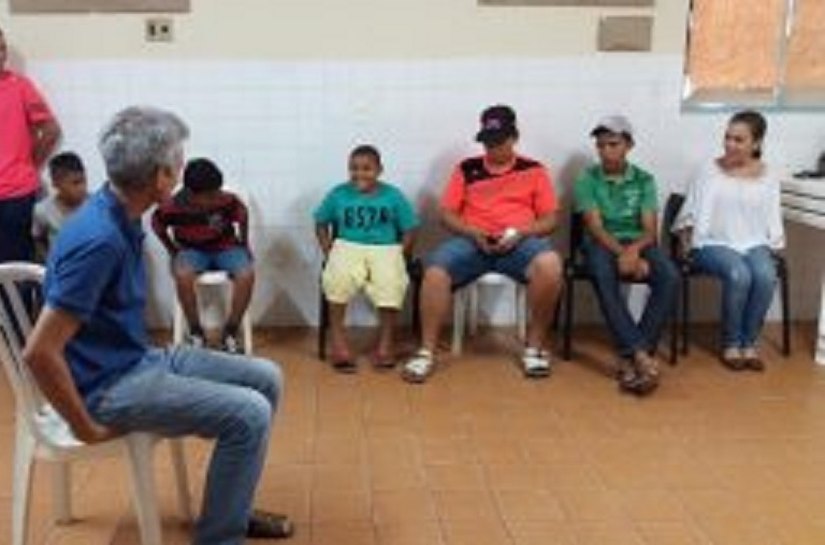 CAPSi orienta servidores, usuários e familiares a lidarem com emoções