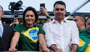 Evento do dia 5 de agosto deve oficializar candidatura de Michelle ao Senado após atrito público entre os dois