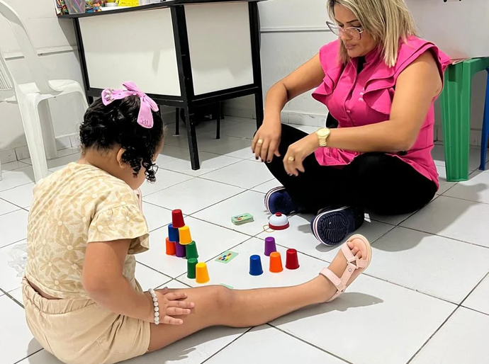 Centro de Atendimento Educacional Especializado de Pão de Açúcar garante inclusão e realiza mais de 600 atendimentos por mês