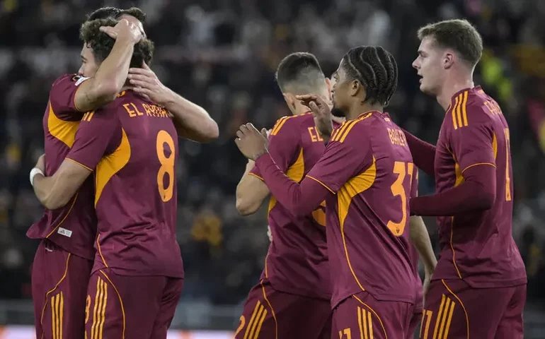 Roma vence 1ª partida em casa na Europa League e sobe na tabela