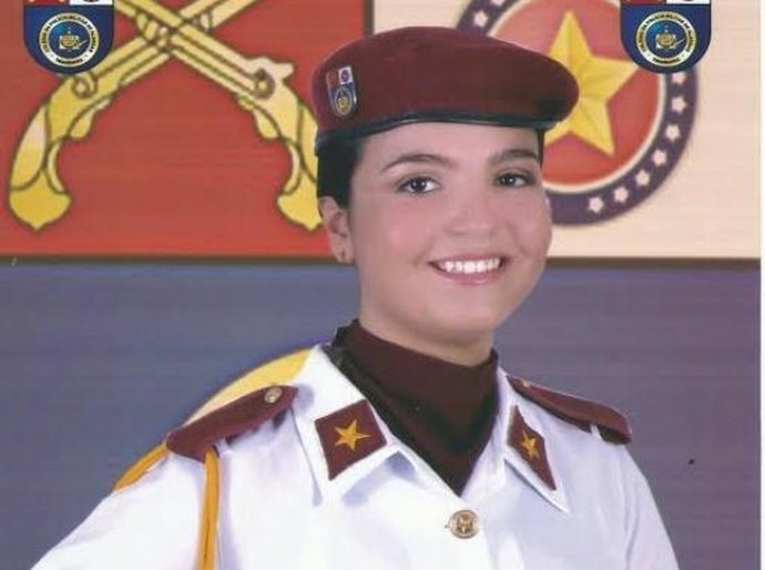 Aluna do Colégio Tiradentes é a primeira colocada no vestibular de Enfermagem da Unit