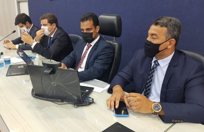 Mesa Diretora da Câmara de Maceió adere ao feriado e ponto facultativo decretados pelo município