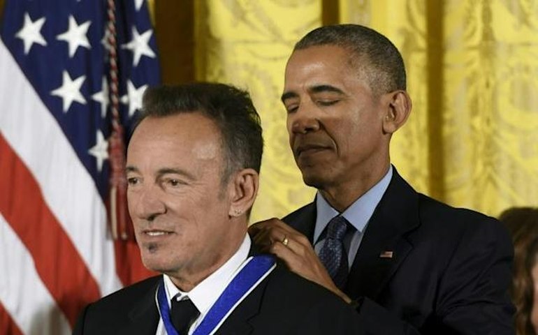 Springsteen e Obama refletem sobre o valor da arte na reconstrução de um país