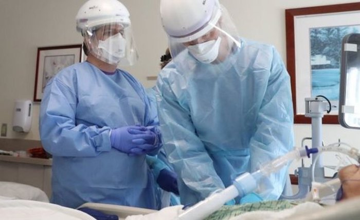 Rede hospitalar teme desabastecimento do kit intubação para pacientes nas UTIs