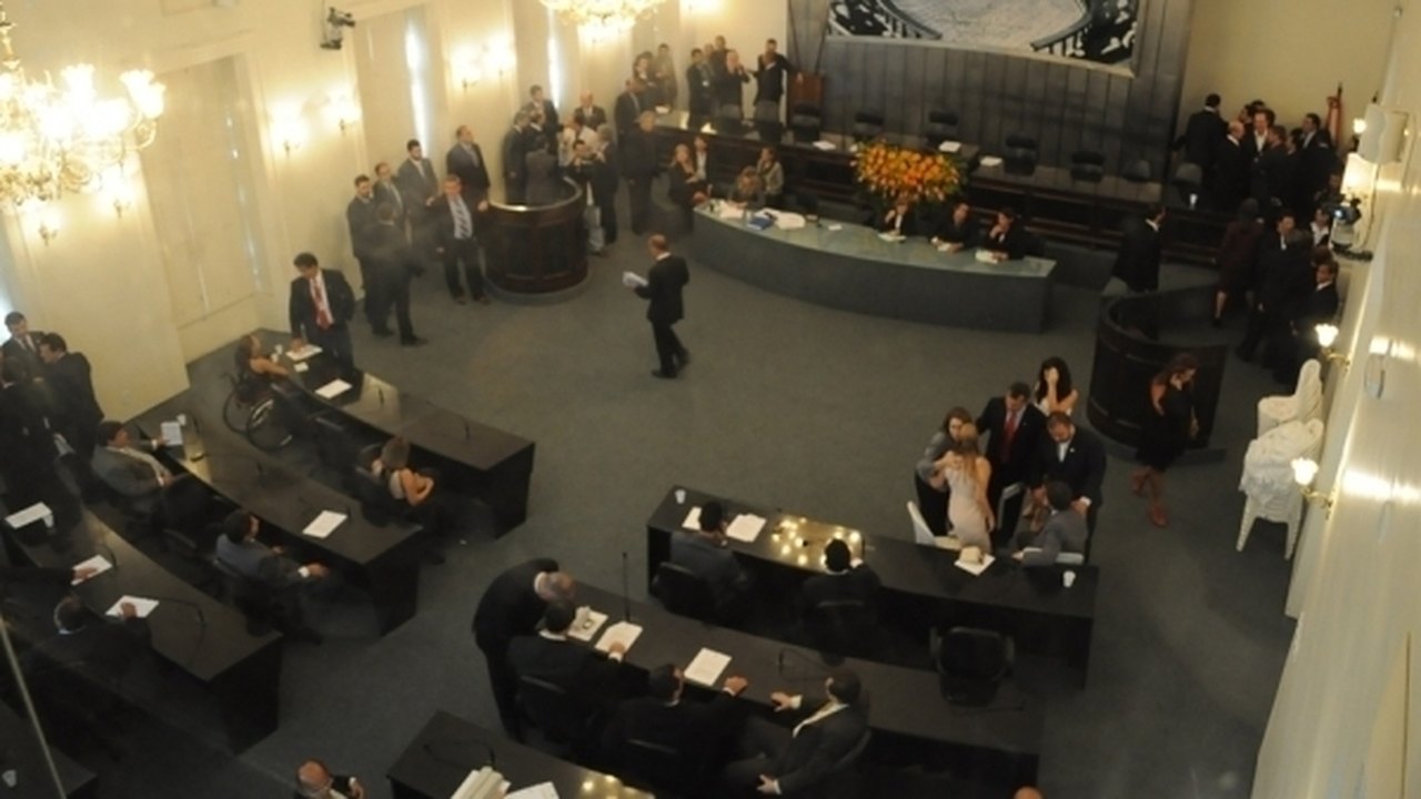 Judson, Moraes e JHC devem disputar Mesa da ALE