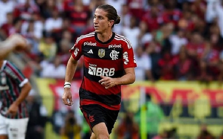 Filipe Luís se machuca e é nova preocupação no Flamengo para a final da Copa do Brasil