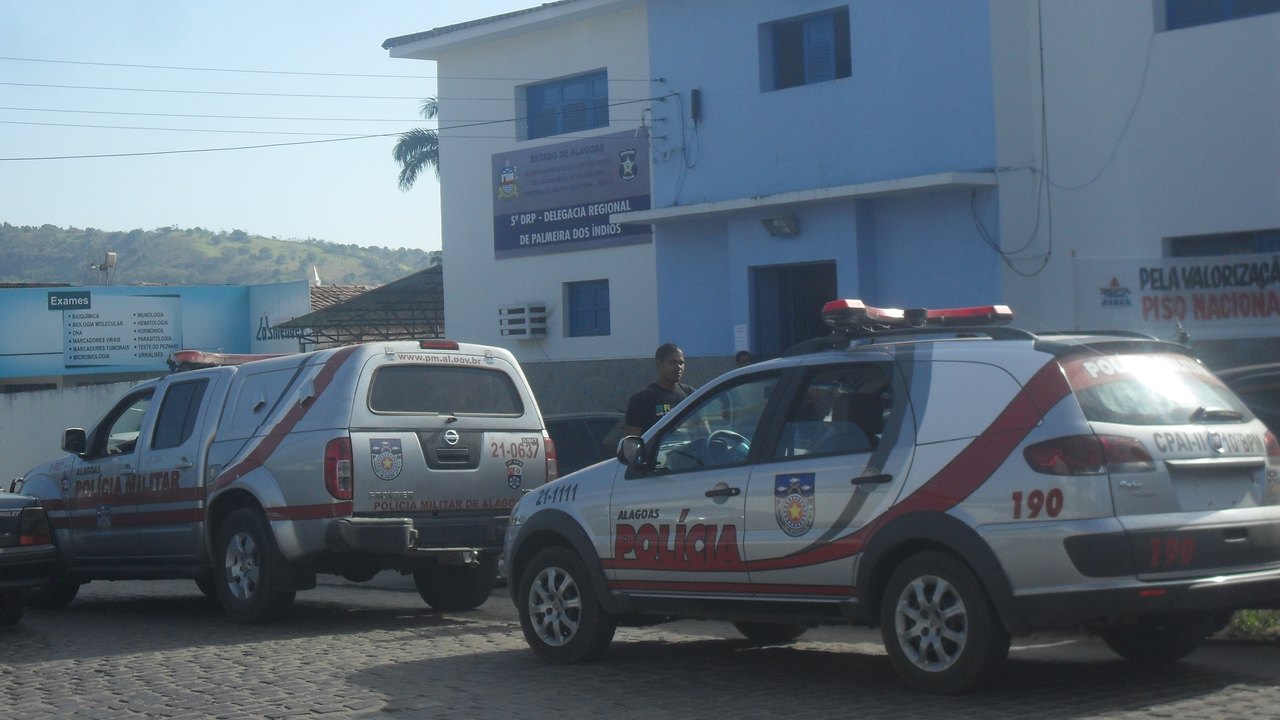 Juiz concede liminar determinando melhorias na Delegacia de Palmeira