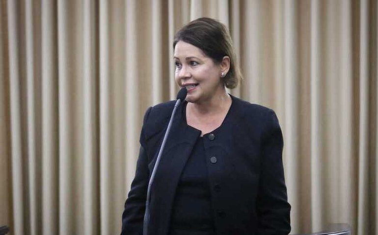 Rose Davino destaca pioneirismo de Lily Lages, a primeira deputada estadual alagoana