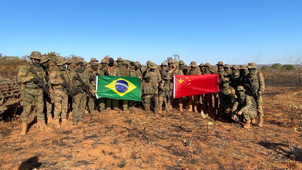 EUA consideram envio de tropas de paz não europeias à Ucrânia, inclusive as do Brasil, diz mídia