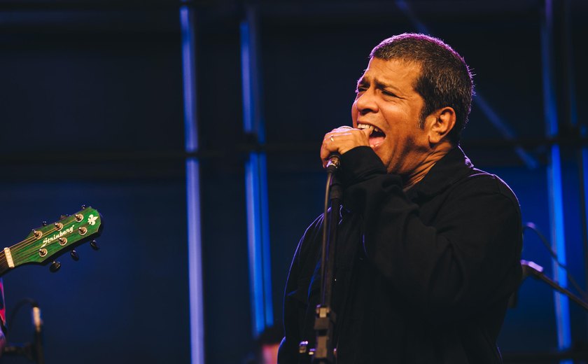 Proffa e os Zélementos reúnem artistas do cenário musical alagoano no palco do Teatro Deodoro