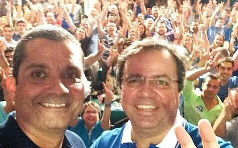 Fernando Falcão lança candidatura a presidente da OAB/AL em evento com grande número de advogados