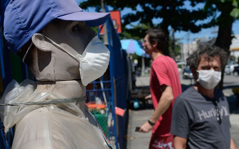 NY prorroga isolamento até 15 de maio; covid-19 já matou 142.148 pessoas no mundo