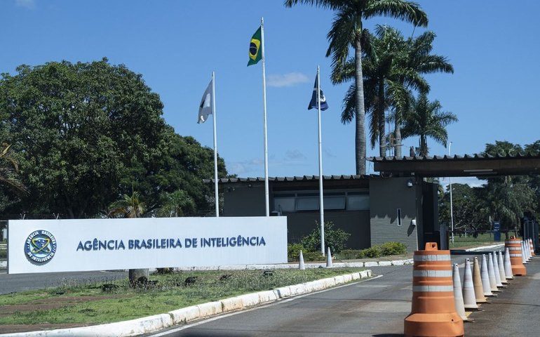 Decreto presidencial define regras para atividades de inteligência