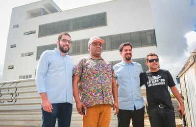 Centro de Excelência Municipal vai oferecer formação complementar aos estudantes da rede