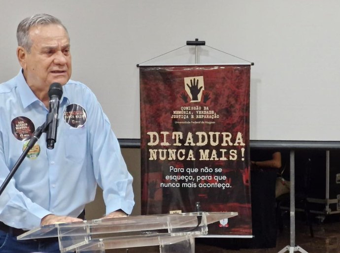 Ronaldo Lessa representa o governador Paulo Dantas em diplomação póstuma da Ufal