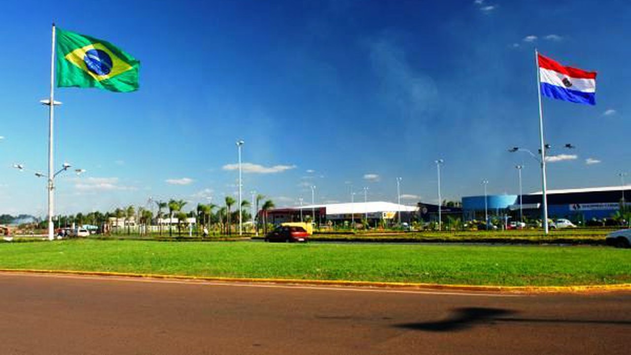 Fronteira viva: o cotidiano entre Brasil e Paraguai mistura línguas e moedas (VÍDEO)