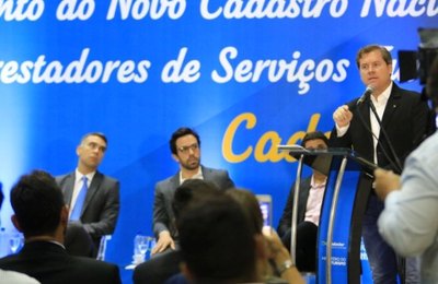 Ministro do Turismo lança novo Cadastur Nordeste em Maceió     