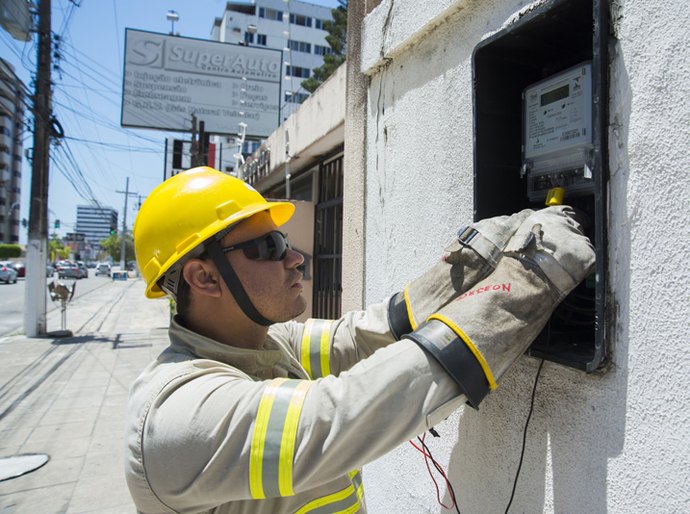 Eletrobras intensifica cortes para clientes inadimplentes
